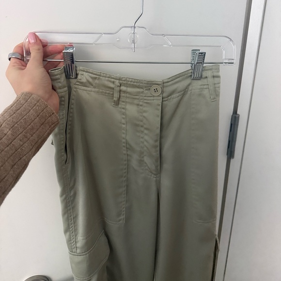 Women’s Sage Green Cargo Pants - Picture 4 of 5